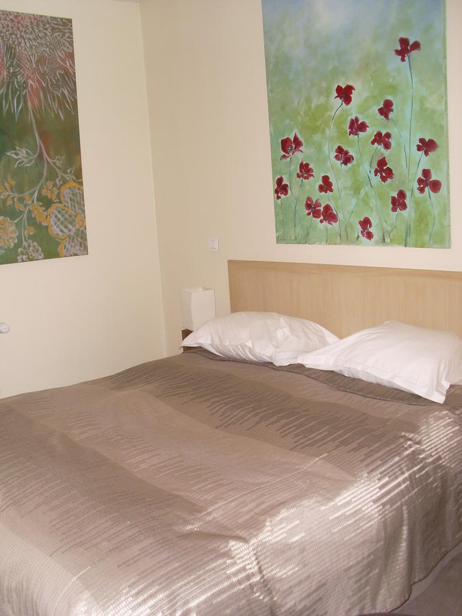 Hotel Le Parc Марлі-ле-Руа Номер фото